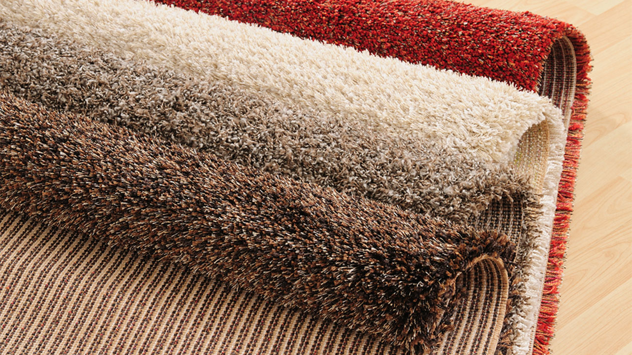 Razlika između mašinskog i polumašinskog pranja tepiha